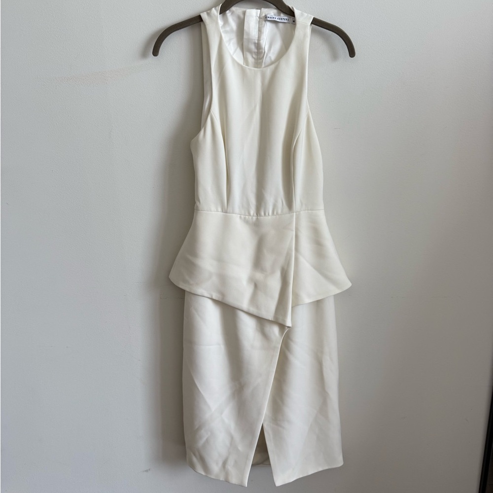 FINDERS KEEPERS lonely hour Women’s white Peplum Wrap Cocktail Dress M